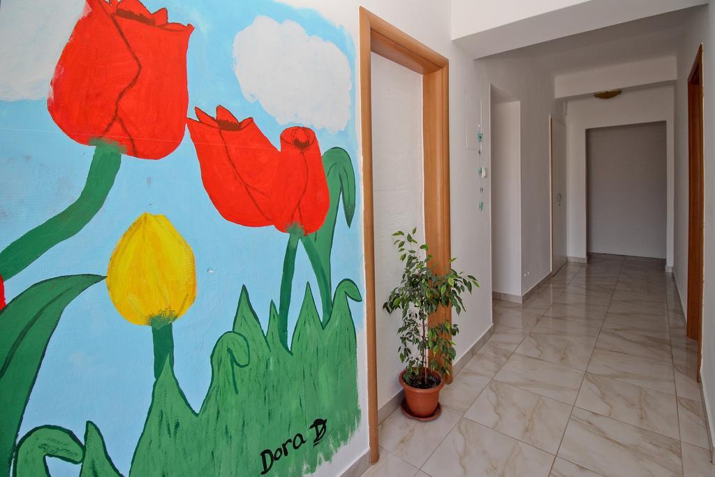 Apartment Drazen Šilo Quarto foto
